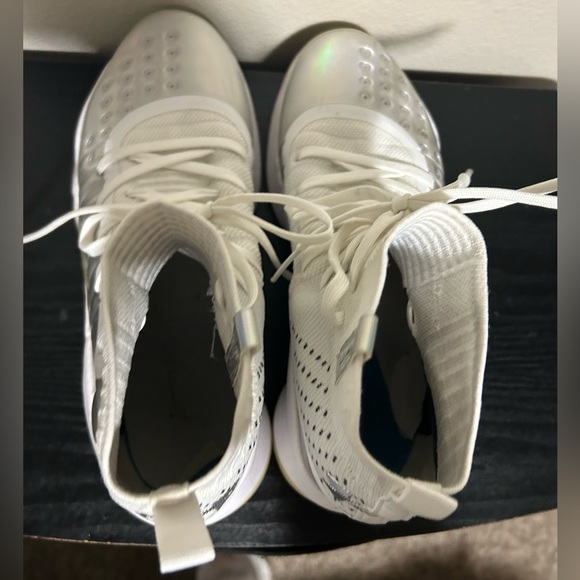 🔥Rare White Under Armour SC white & silver high top bball shoes - size M8.5 - Picture 8 of 15